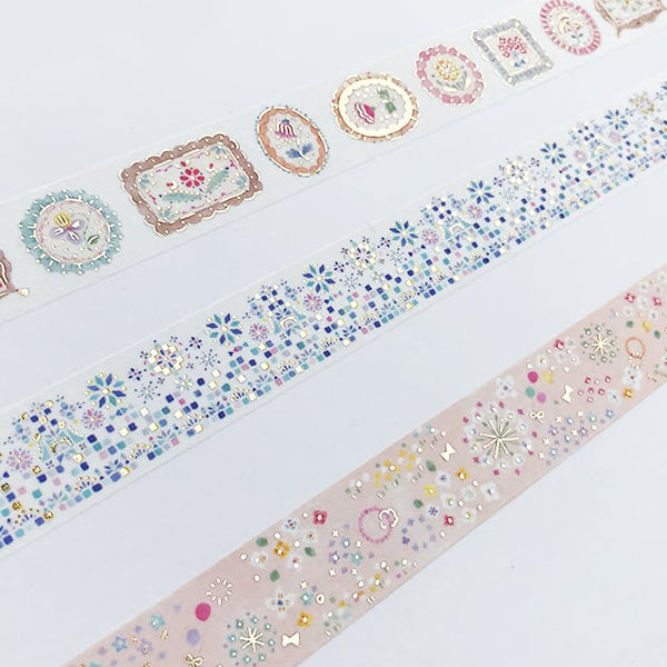 Papier Platz x Nakauchi Waka Washi Tape with Gold Flake Foil: Flower Label